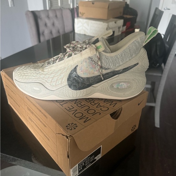 Nike Cosmic Unity 1 / Amalgam - Picture 1 of 3